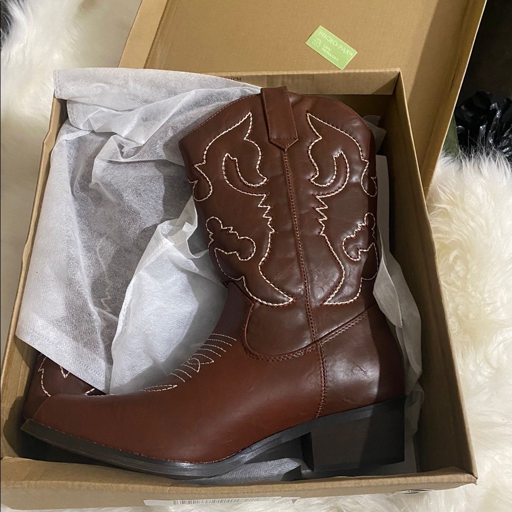 Womens Pointed Toe Embroidered Mid Calf Western Cowboy Boots for Country